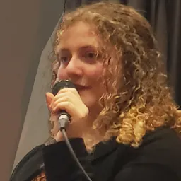 Portrait of Zoe Rosenberg