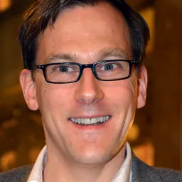 Portrait of Dirk Lewandowski