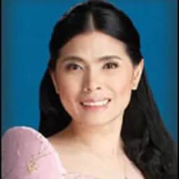 Portrait of Monique Lagdameo
