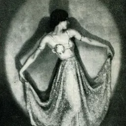 Portrait of Desha Delteil