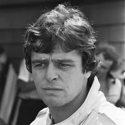 Portrait of Derek Warwick