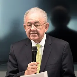 Portrait of Javier Jiménez Espriú