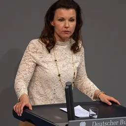 Portrait of Jana Schimke