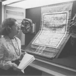 Portrait of Marianne Winder