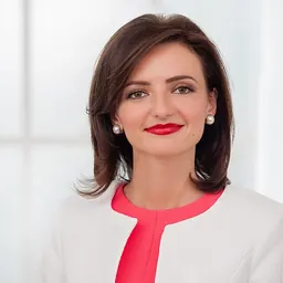 Portrait of Mariana Betsa