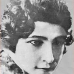 Portrait of Lilian Serpas
