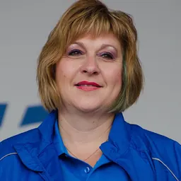 Portrait of Heather Klimchuk