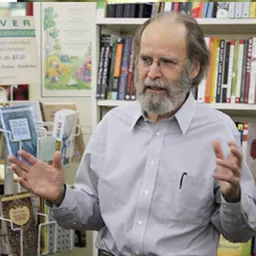 Portrait of Dale Peterson