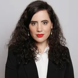 Portrait of Naama Lazimi