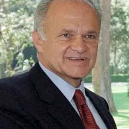 Portrait of Alfredo Harp Helú