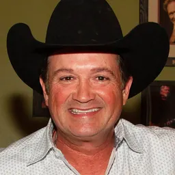 Portrait of Tracy Byrd