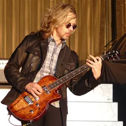 Portrait of Tommy Shaw