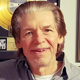 Portrait of Jay Graydon