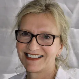 Portrait of Elizabeth Strout