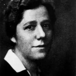 Portrait of Sara Soffel
