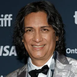 Portrait of Carlos Diehz