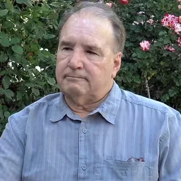 Portrait of Derek Shearer
