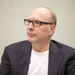 Portrait of Jay Rosen