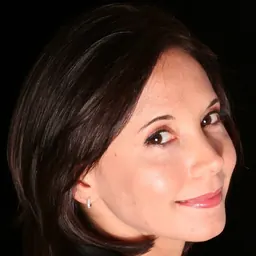 Portrait of Sarah Ioannides