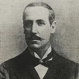 Portrait of Russell Smart
