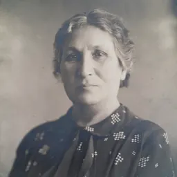 Portrait of Sara Azaryahu