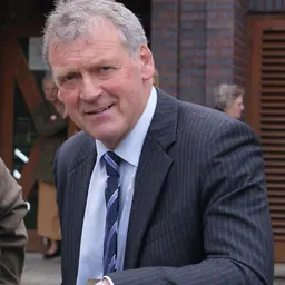 Portrait of Glyn Davies