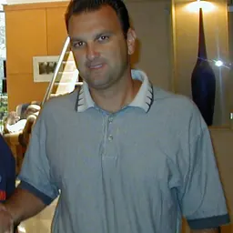 Portrait of Drew Rosenhaus