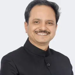 Portrait of Manoj Rajoria