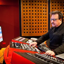 Portrait of Leon Zervos