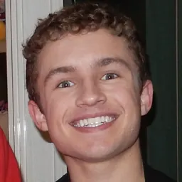 Portrait of Sean Giambrone