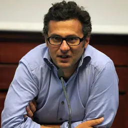 Portrait of David Abiker