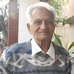 Portrait of Makrand Mehta