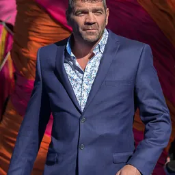 Portrait of Spencer Wilding