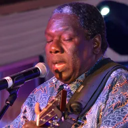 Portrait of Vusi Mahlasela