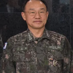 Portrait of Boo Suk-jong