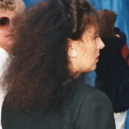 Portrait of Sandra Lee-Vercoe