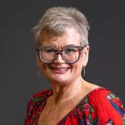 Portrait of Carolyn Harris