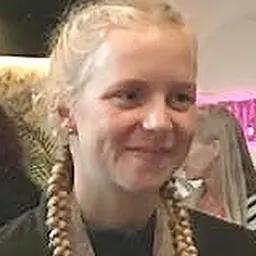 Portrait of Nicole van der Kaay
