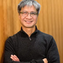Portrait of Victor Peng (CEO)