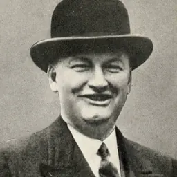 Portrait of Tim Mara