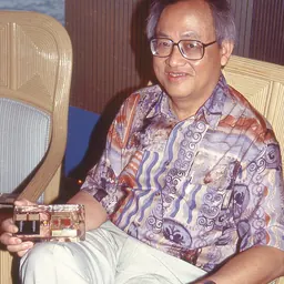 Portrait of Leon O. Chua