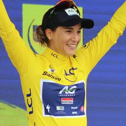 Portrait of Kimberley Le Court
