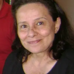 Portrait of Débora Duarte