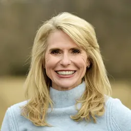 Portrait of Kristin Baker