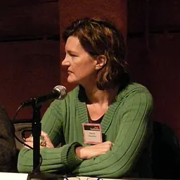 Portrait of Amanda Villepastour
