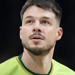 Portrait of Jonathan Barreiro