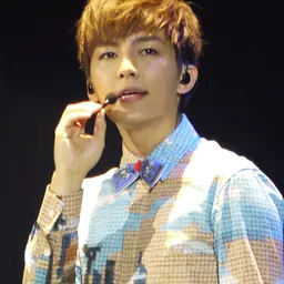 Portrait of Aaron Yan