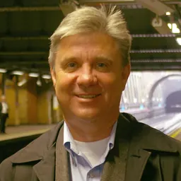 Portrait of Mike Rinder
