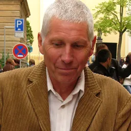 Portrait of Otmar Oliva