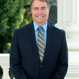 Portrait of Damon Connolly
